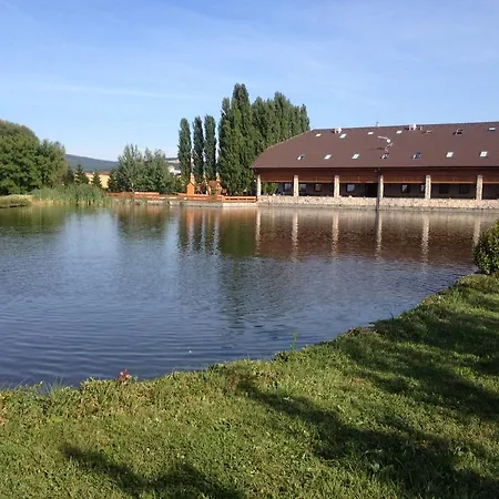 게스트하우스 Rybarska Basta A Dobys