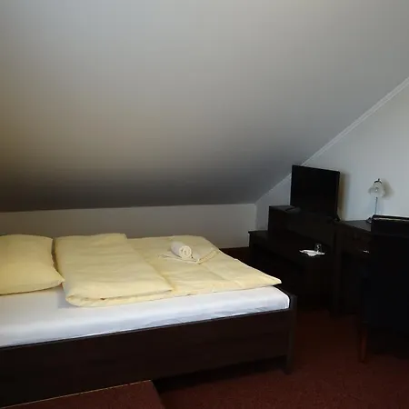 게스트하우스 Rybarska Basta A Dobys Solcany